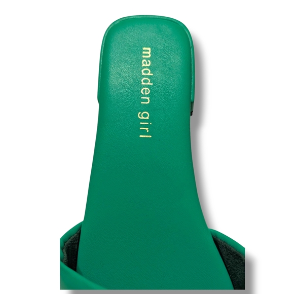 Madden Girl Women's Avaa Flat Sandal In Green Paris Sz. 7.5 - Picture 8 of 12